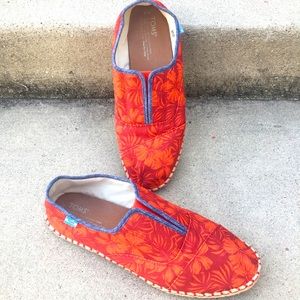 Toms Palm Frond Printed Espadrilles Size 9